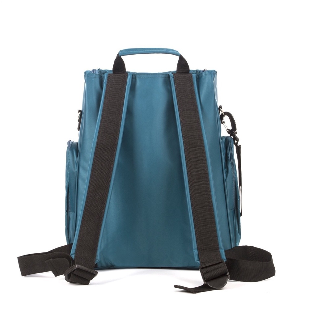 *Only 1 left* Backpack style diaper bag 🎒 👶 - Picture 3 of 4